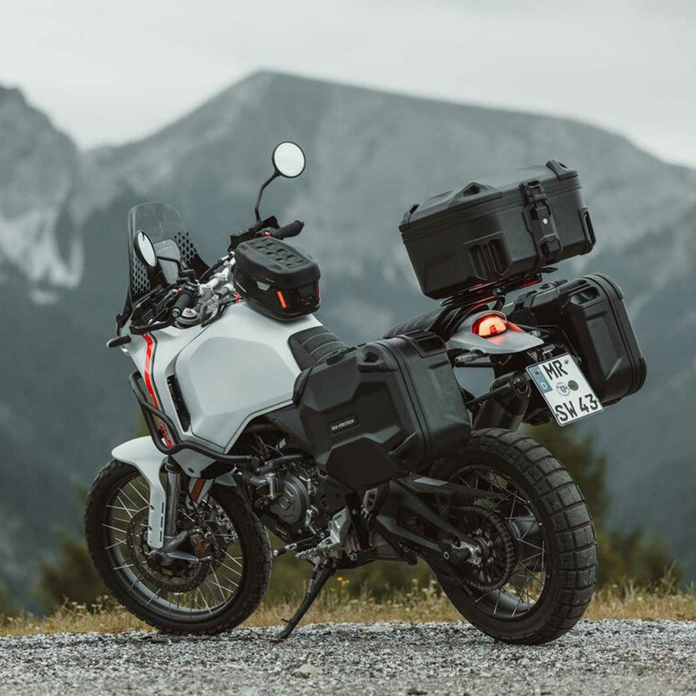 DUSC SIDE / TOP CASE SW MOTECH 41 LITRE BLACK