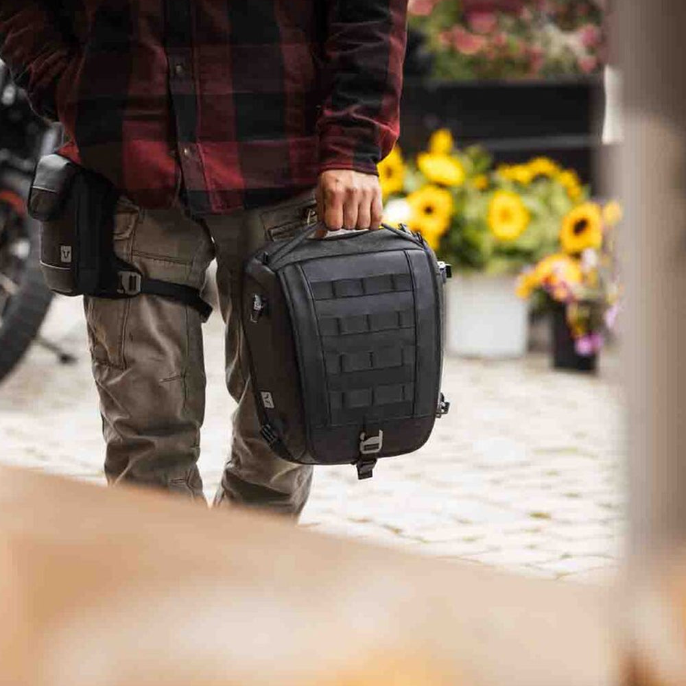 TAILBAG SW MOTECH LEGEND GEAR  LR3 GEAR TAILBAG BLACK 6-12 LITRE FUNCTION SPLASH PROOF
