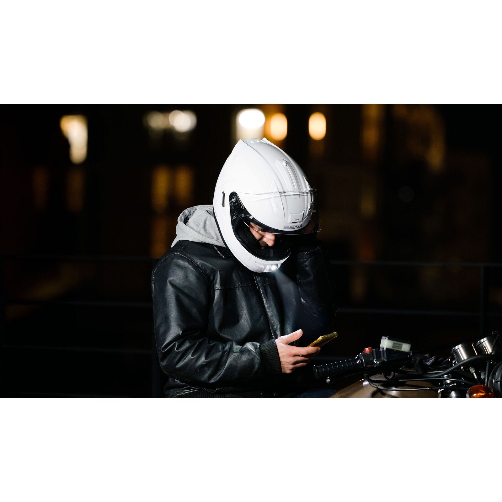 Sena Phantom Smart Helmet with Mesh Comms - Gloss White
